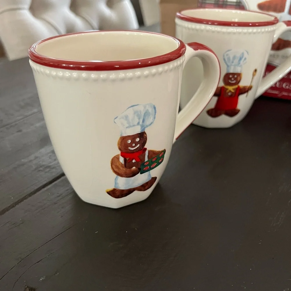 Vintage Williams Sonoma gingerbread chef mug set of 4.